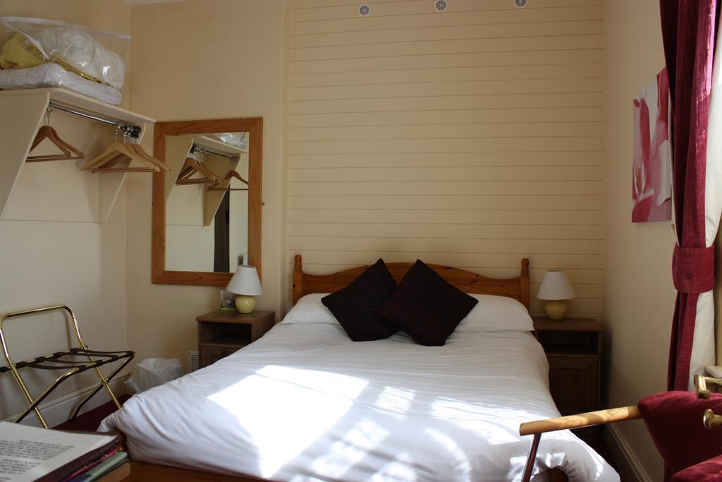 Somerset House B&B Grange-over-Sands Esterno foto